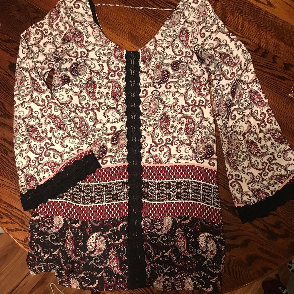Francesca’s Paisley Printed Dress